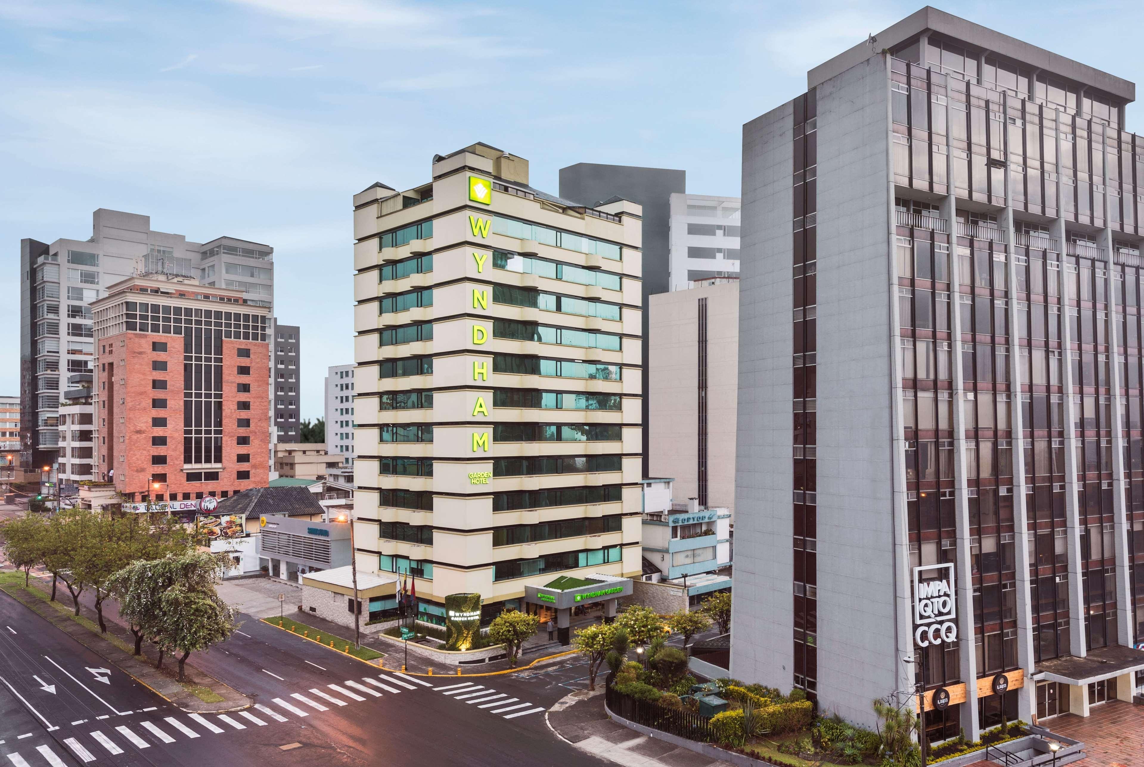 Hotel Wyndham Garden Quito Exterior foto